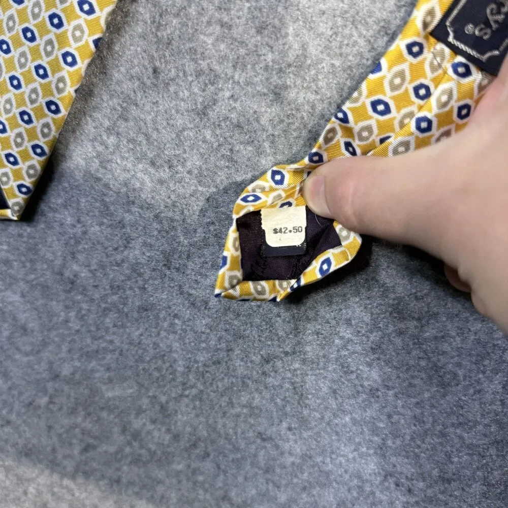 Burberry's London Pure Silk Hand Sewn Dress Tie Men's Yellow &‎ Blue Color NEW